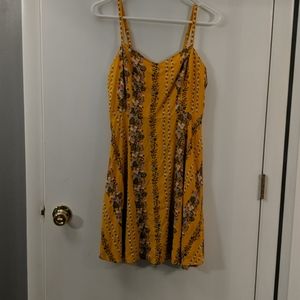 Old Navy golden yellow floral summer dress